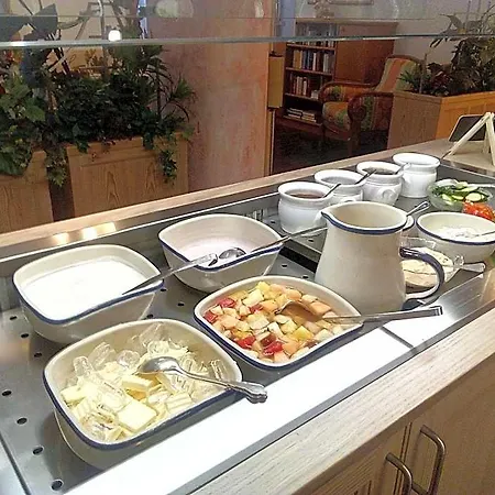 Wagner Hotel 4*