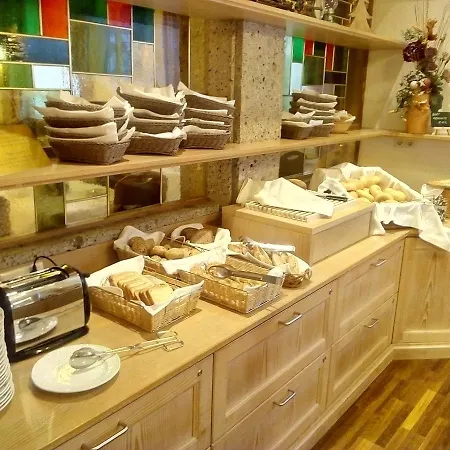 ホテル Wagner オーバータウエルン